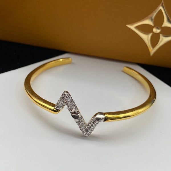 ˇFashion StreetˇVOLTE UPSITE DOWN DIAMOND GOLD OPEN BRACELET