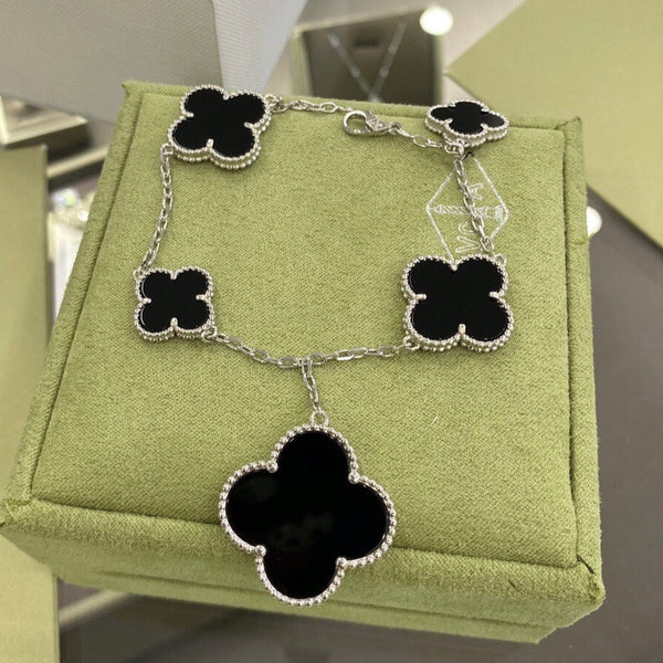 ˇFashion StreetˇCLOVER 5 MOTIFS ONYX BRACELET