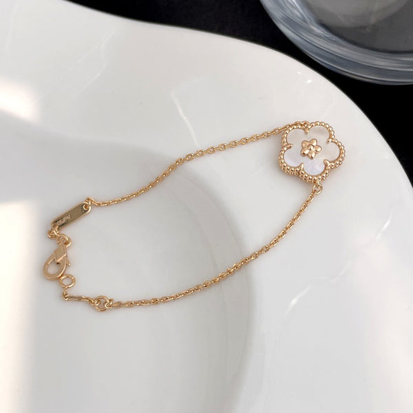 ˇFashion StreetˇLUCKY SPRING ROSE GOLD MOP BRACELET