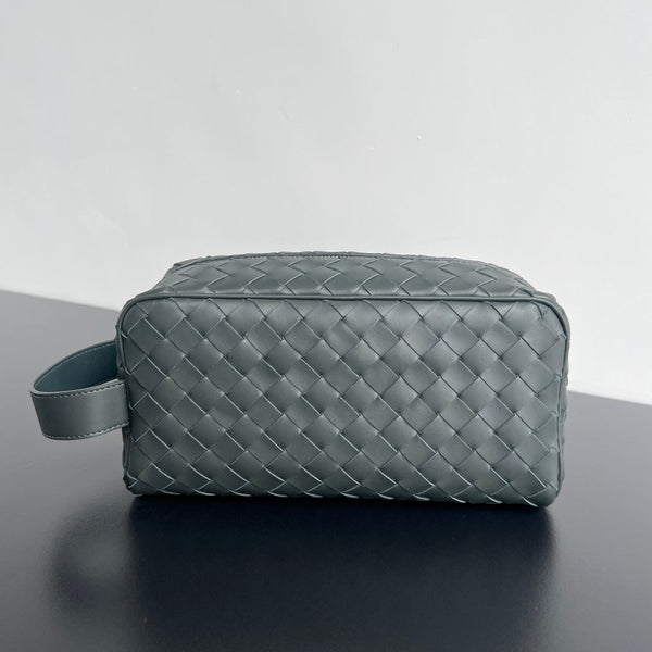INTRECCIATO CLUTCH 26 IN CORDUROY GRAY CALFSKIN