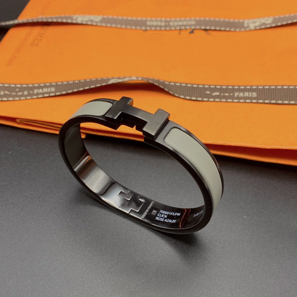 ˇFashion StreetˇCLIC HM SO BLACK GREY BRACELET