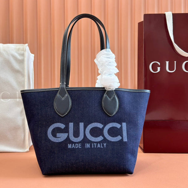 SMALL TOTISSIMA REVERSIBLE TOTE 22 IN DARK BLUE DENIM ONE SIDE BEIGE AND BLUE CALFSKIN ON THE OTHER