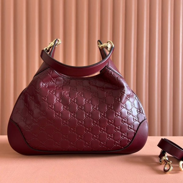 MEDIUM B SHOULDER BAG 42 IN ROSSO ANCORA RED GG EMBOSSED CALFSKIN