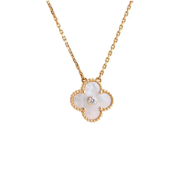 ˇFashion StreetˇCLOVER 15MM DIAMOND WHITE FRITILLARIA NECKLACE
